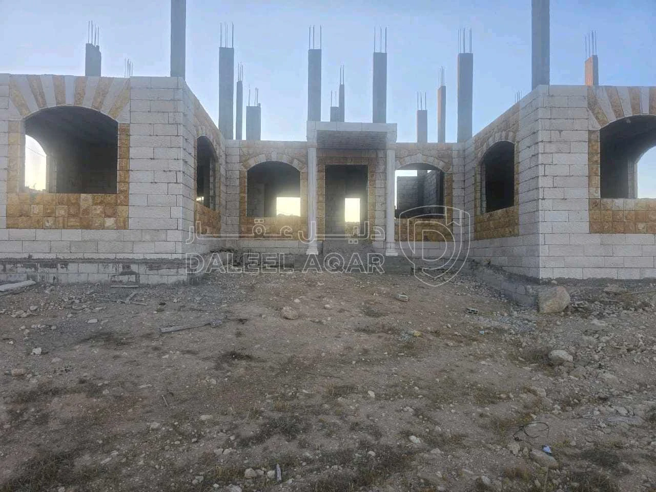 مزرعة/شاليه في شارع عين الرئيسي بعد المركز الصحي ١ كيلو متر  - 55,000 دأ - صورة 1