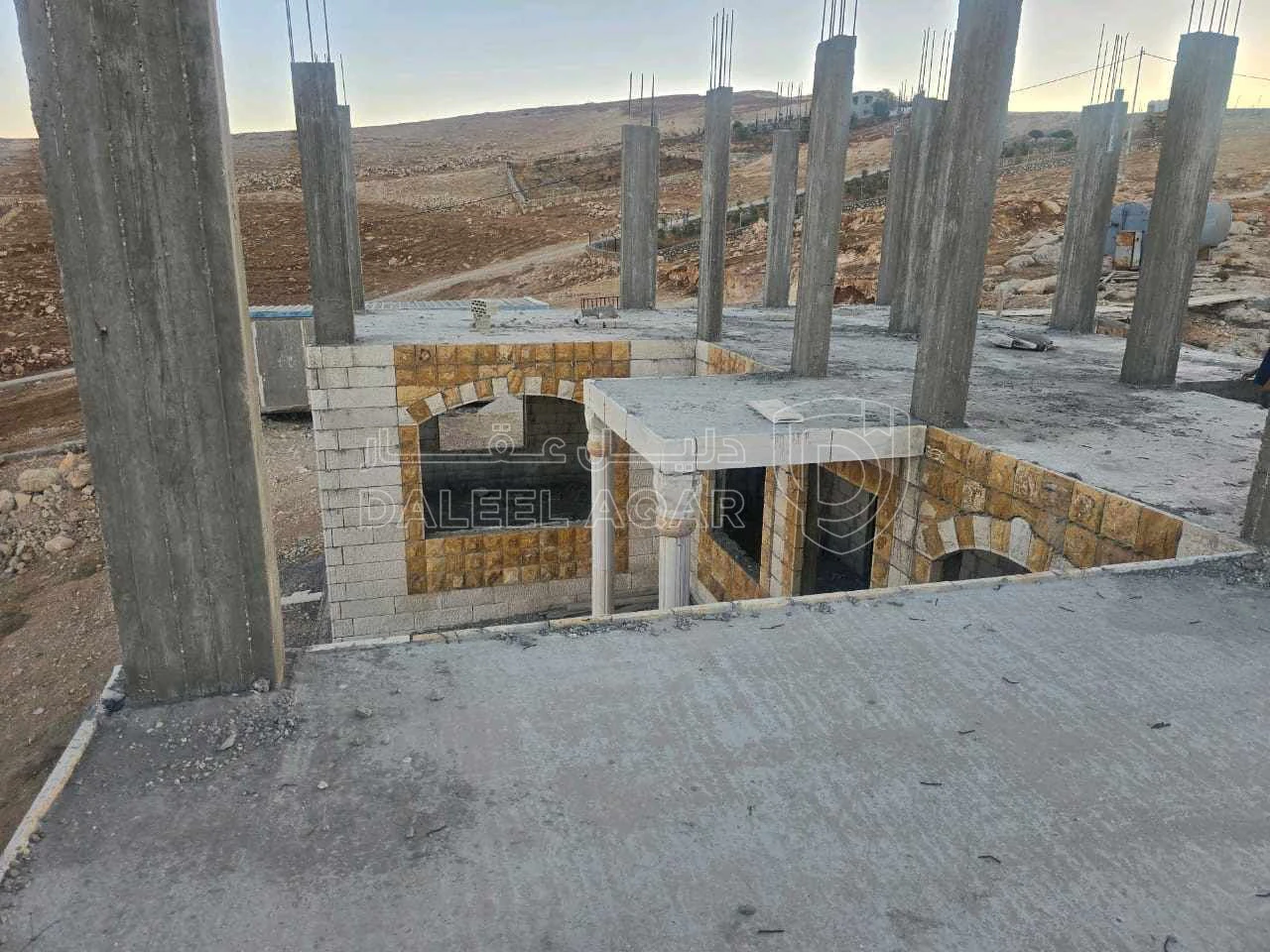 مزرعة/شاليه في شارع عين الرئيسي بعد المركز الصحي ١ كيلو متر  - 55,000 دأ - صورة 1