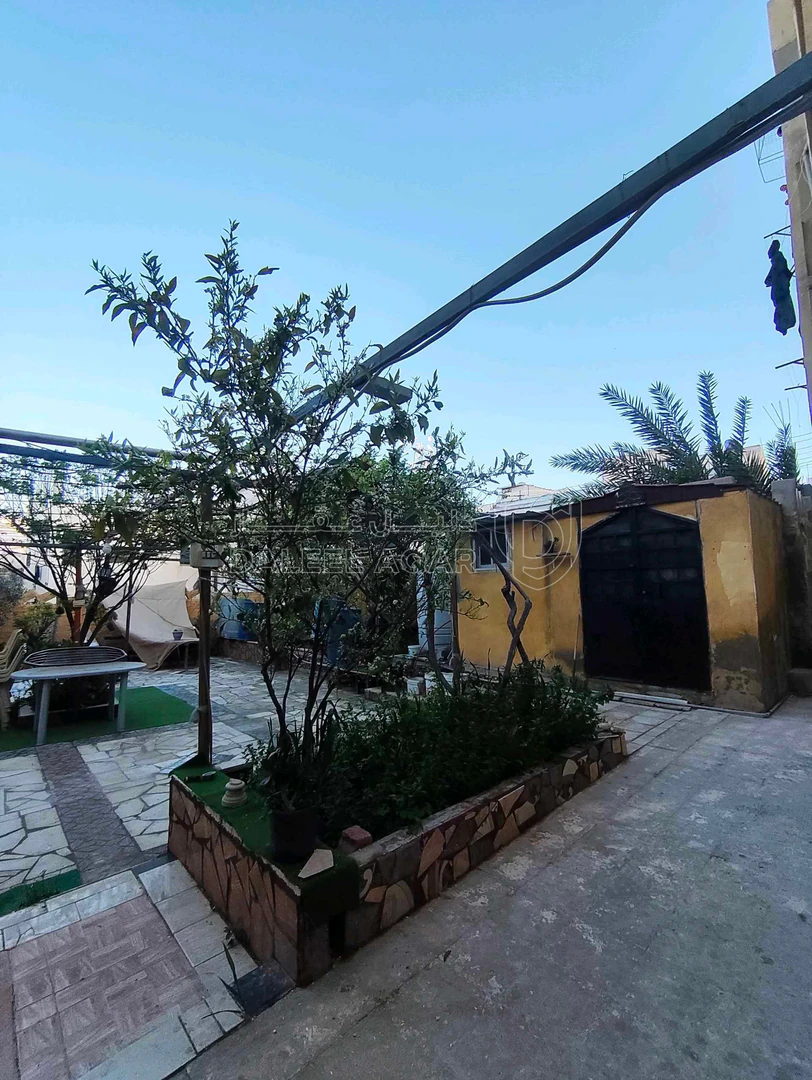 فيلا/منزل في الرصيفة الجبل الشمالي حي القادسية خلف مدرسة آمنة - 60,000 دأ - صورة 1