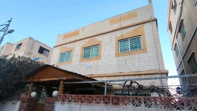 فيلا/منزل - الرصيفة الجبل الشمالي حي القادسية خلف مدرسة آمنة  - 60000 دأ