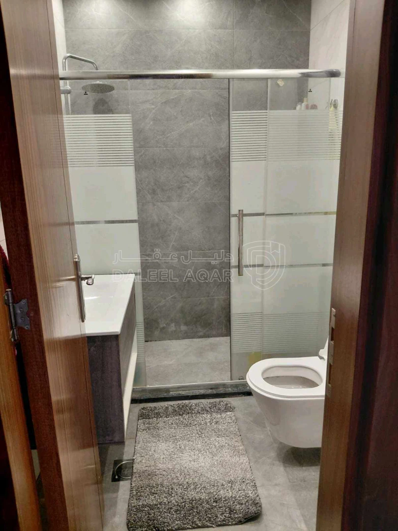 شقة في ابو السوس- الدريبات الاولى- بالقرب من مسجد حسين خو - 125,000 دأ - صورة 1