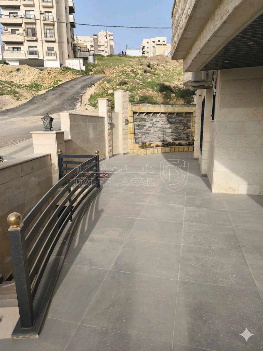 شقة في ابو السوس- الدريبات الاولى- بالقرب من مسجد حسين خو - 125,000 دأ - صورة 1