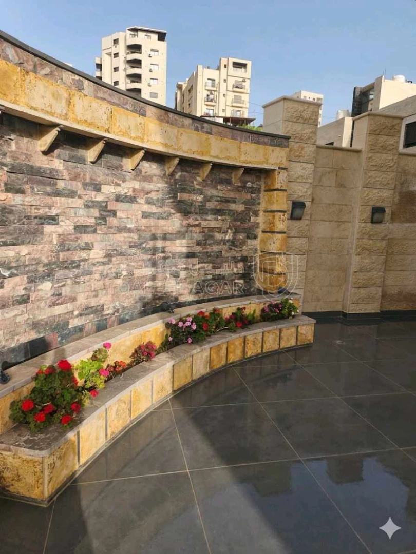 شقة في ابو السوس- الدريبات الاولى- بالقرب من مسجد حسين خو - 125,000 دأ - صورة 1