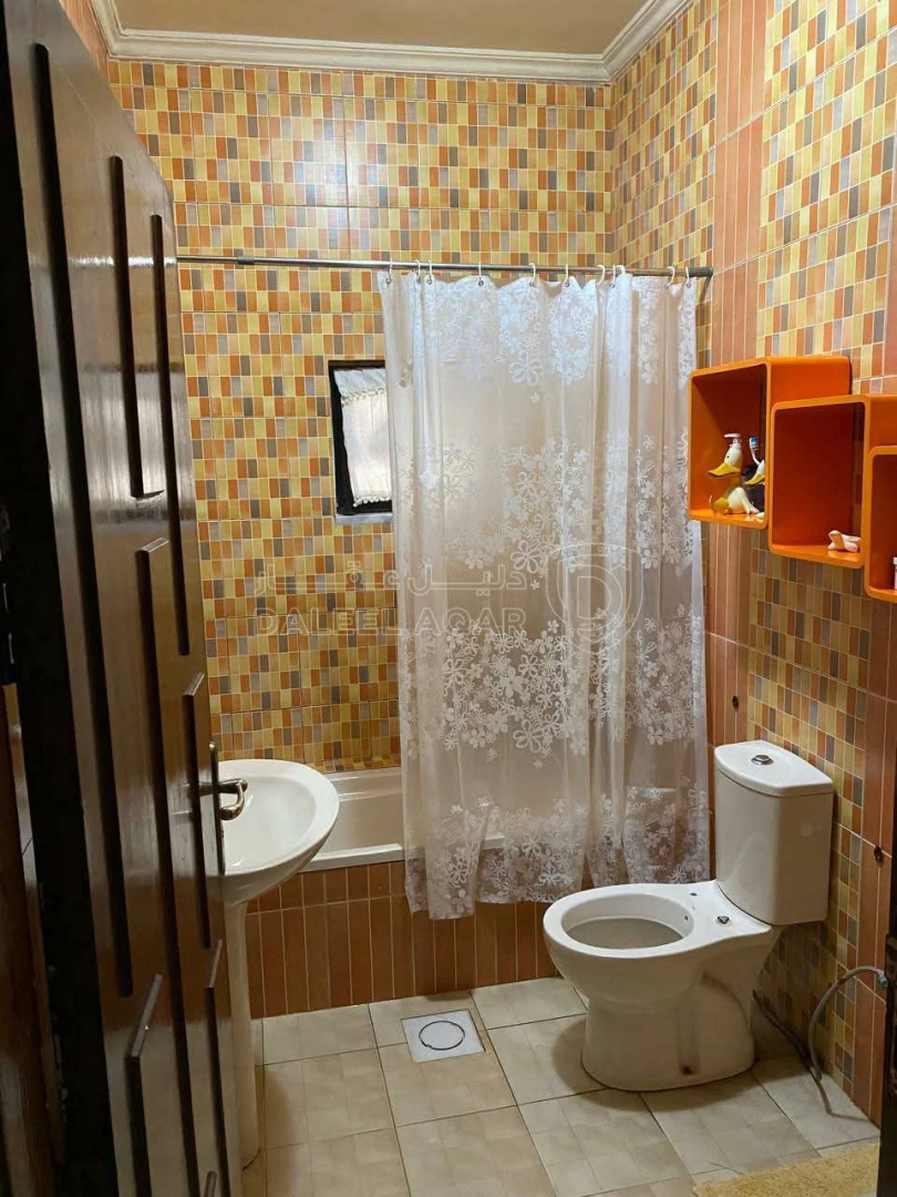 فيلا/منزل في الزرقاء، جبل طارق - 125,000 دأ - صورة 1