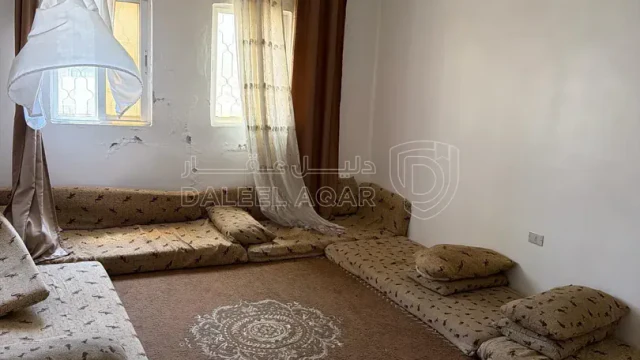 مبنى - اربد شارع صلاح الدين الأيوبي تحت دوار المغسلة  - 55000 دأ