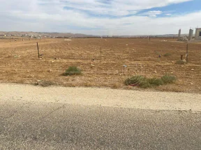 أرض في بريقا حوض فلحا  - 9,000 دأ - صورة NaN
