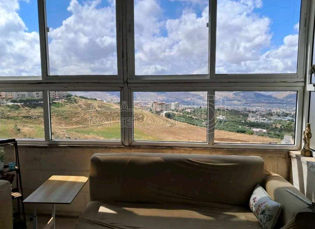 شقة في عمان جبيهه قرب السيفوية - 78,000 دأ - صورة 1