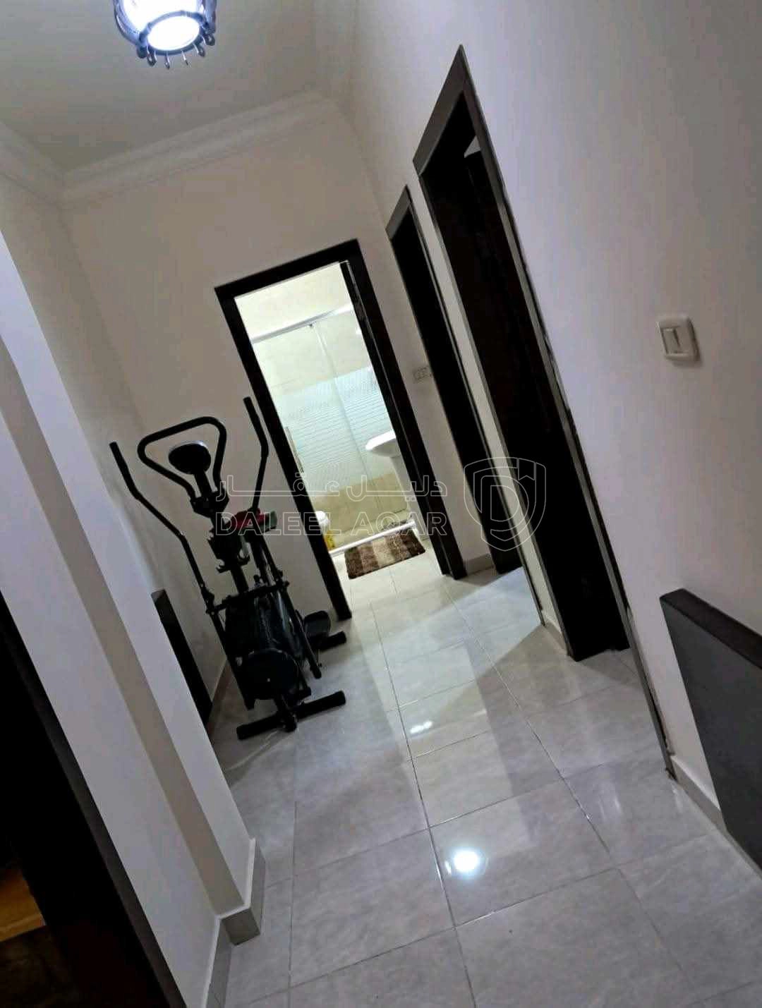 شقة في عمان جبيهه قرب السيفوية - 78,000 دأ - صورة 1