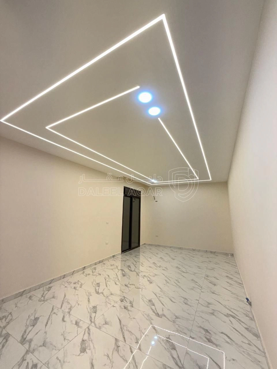 شقة في البنيات- حي المرعي- قرب مدارس الحصاد - 85,000 دأ - صورة 1