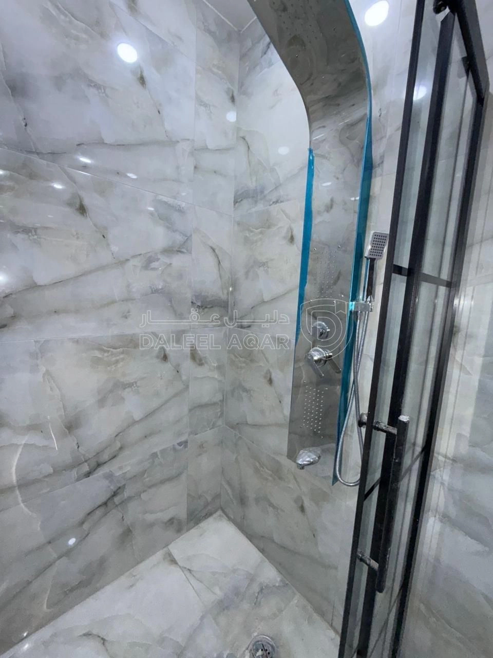 شقة في البنيات- حي المرعي- قرب مدارس الحصاد - 85,000 دأ - صورة 1