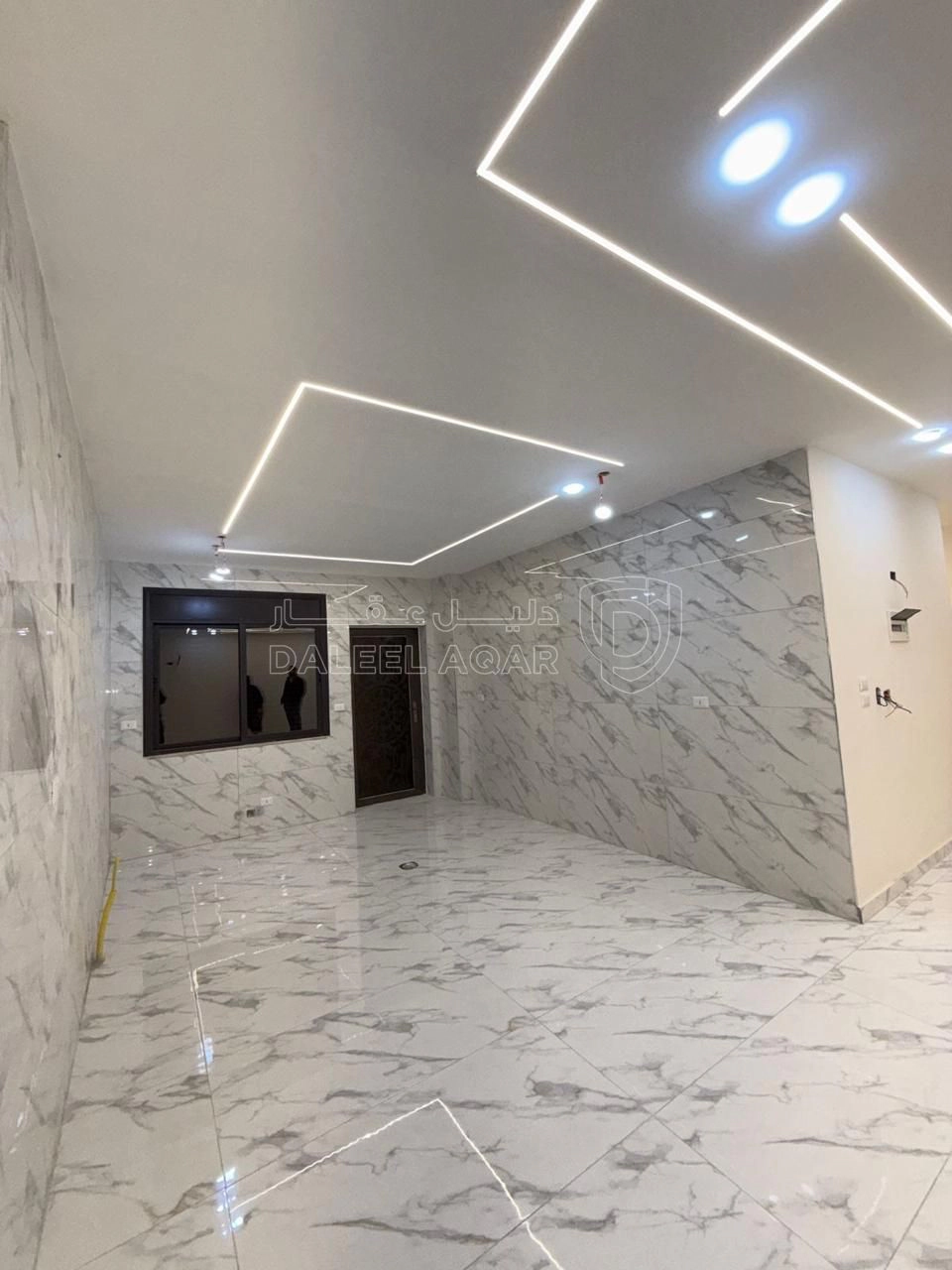 شقة في البنيات- حي المرعي- قرب مدارس الحصاد - 85,000 دأ - صورة 1