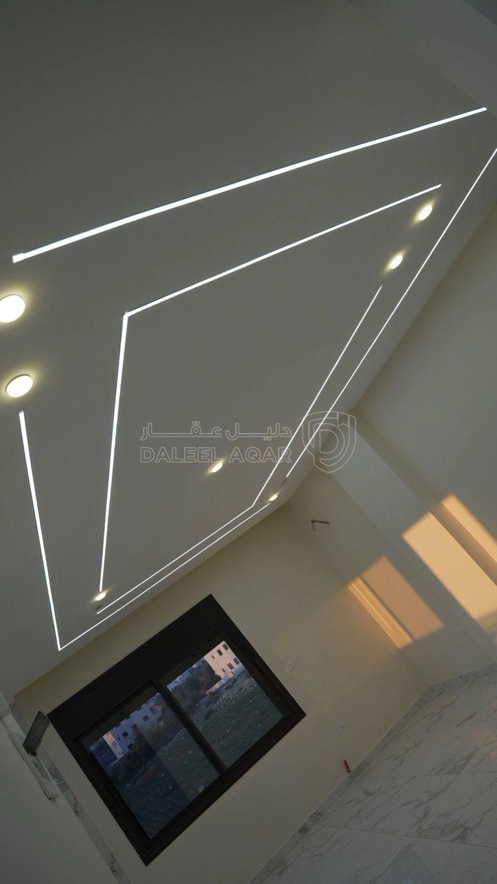 شقة في البنيات- حي المرعي- قرب مدارس الحصاد - 85,000 دأ - صورة 1