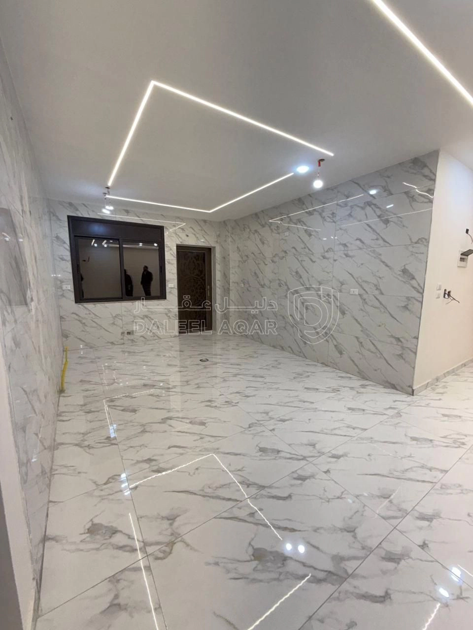 شقة في البنيات- حي المرعي- قرب مدارس الحصاد - 85,000 دأ - صورة 1