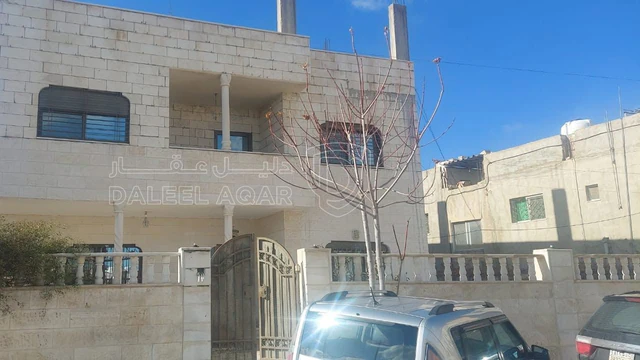 فيلا/منزل في الزرقا جريبا قرب اسواق الماجد  - 125,000 دأ - صورة NaN
