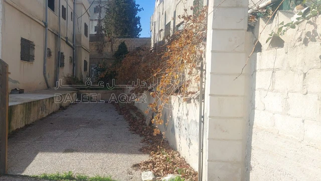 فيلا/منزل في الزرقا جريبا قرب اسواق الماجد  - 125,000 دأ - صورة NaN