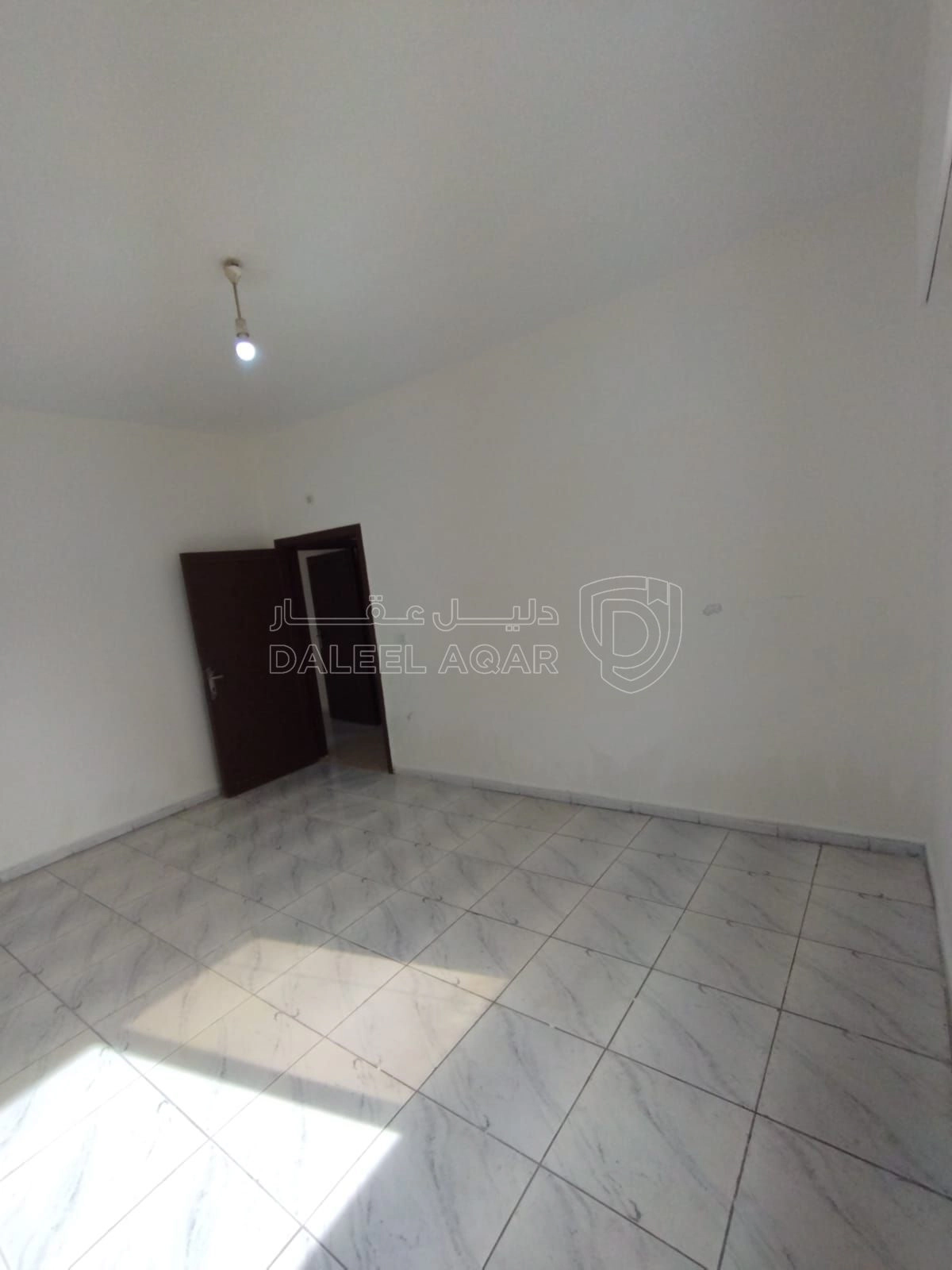 شقة في عمان .اسكان ام الدنانير عماره رقم (6) - 23,000 دأ - صورة 1