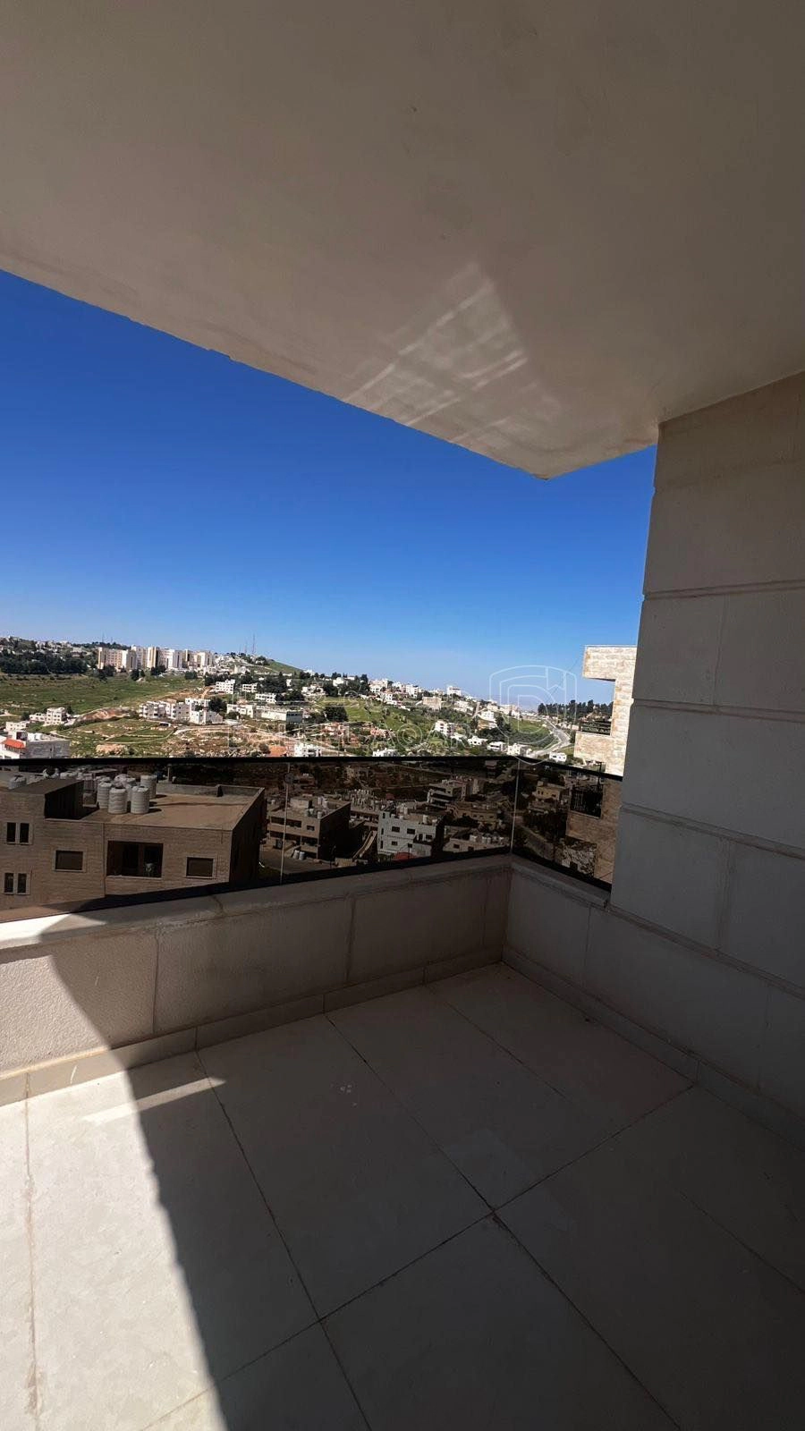 شقة في السلط جسر زي - 57,000 دأ - صورة 1