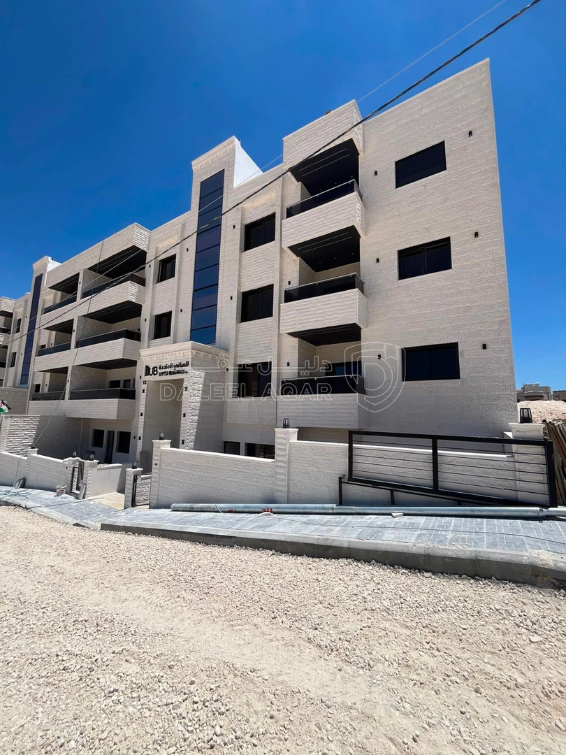 شقة في شقة في البنيات تشطيب فخم مساحة 145 متر  - 75,000 دأ - صورة 1