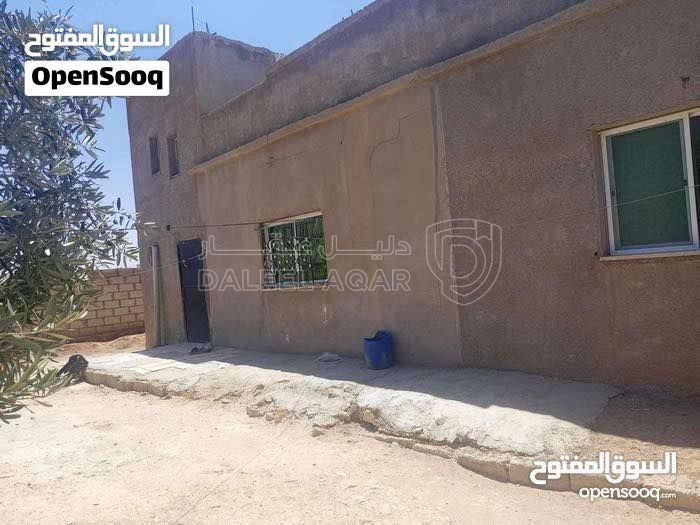 فيلا/منزل في منزل في منطقه الباعج - 21,000 دأ - صورة 1