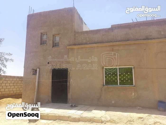 فيلا/منزل في منزل في منطقه الباعج - 21,000 دأ - صورة 1