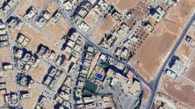 أرض في طبربور قرب فندق الجيش - 160,000 دأ - صورة 1