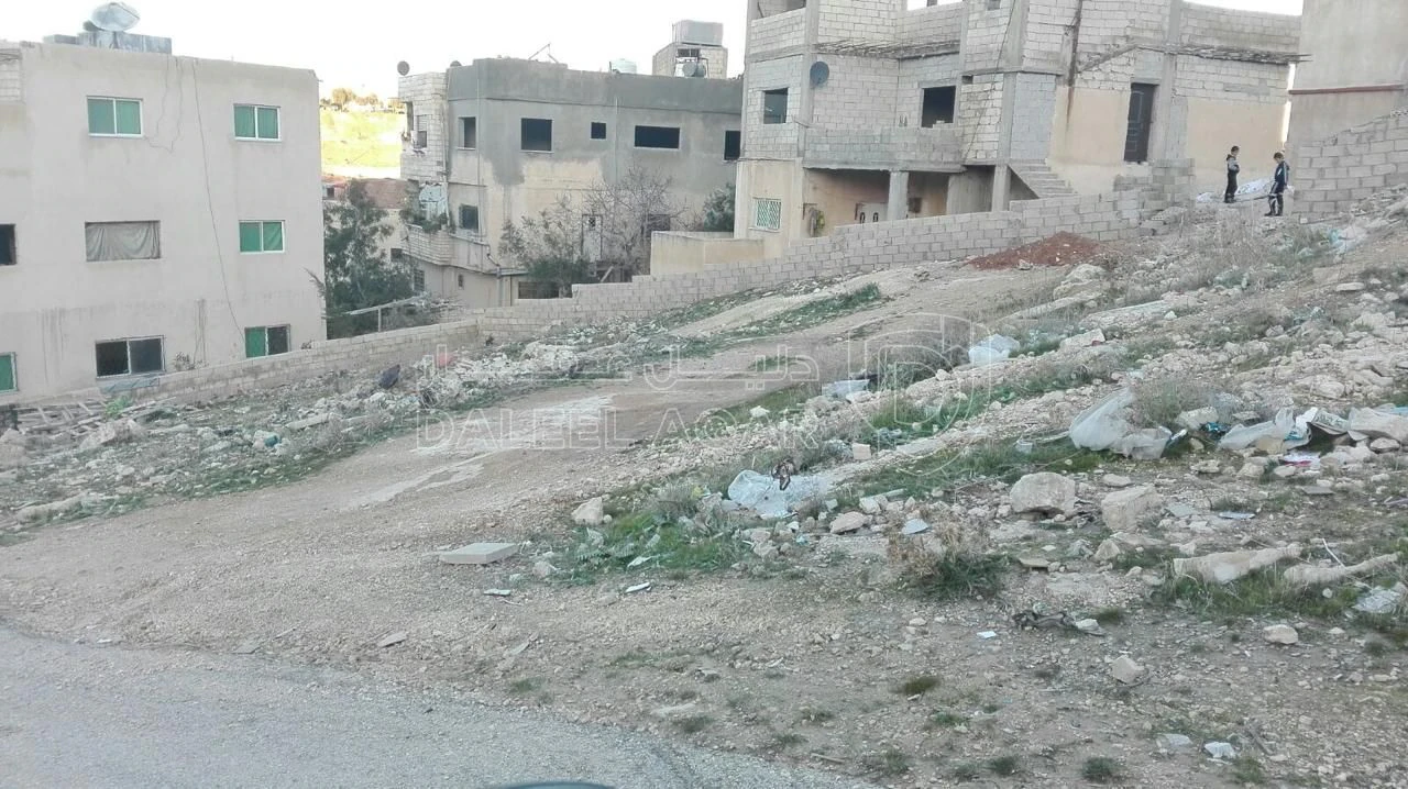 أرض في شارع راشد العقيلي - 50,000 دأ - صورة 1