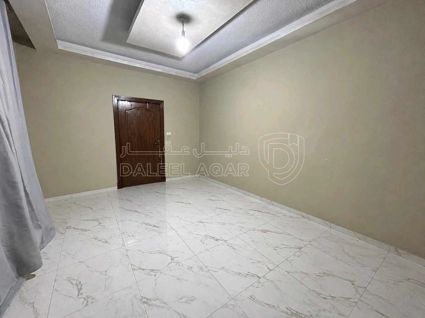 شقة في الذراع  الوسطاني خلف سوبر ماركت الكرمل - 85,000 دأ - صورة 1