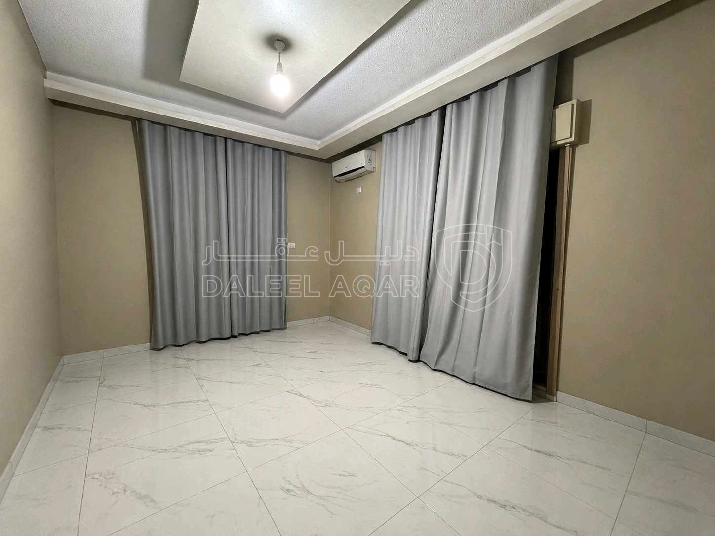 شقة في الذراع  الوسطاني خلف سوبر ماركت الكرمل - 85,000 دأ - صورة 1