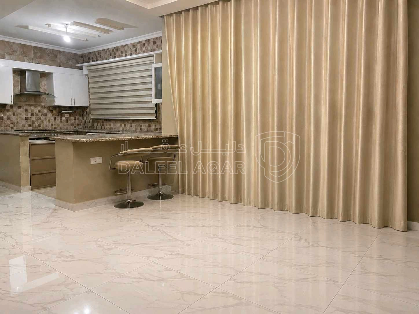 شقة في الذراع  الوسطاني خلف سوبر ماركت الكرمل - 85,000 دأ - صورة 1