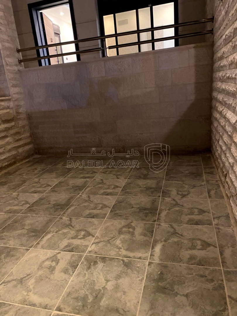 شقة في شقق فاخره للبيع الأمير حي الطوال خلف العميد  - 64,000 دأ - صورة 1
