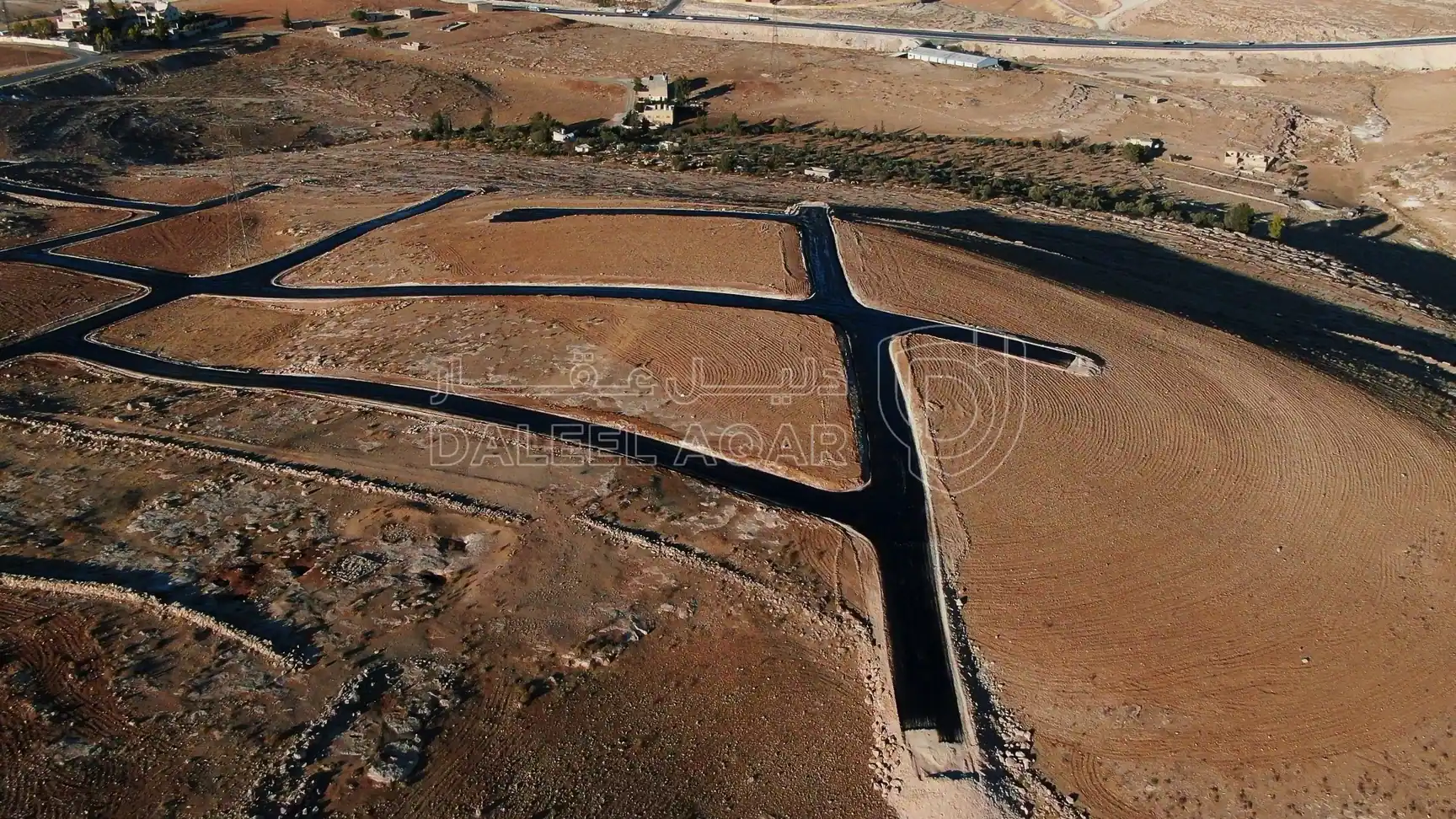 أرض في أرض سكنية بالمستندة الجديدة- 2.5 كم عن اشارة الغاز - 43,000 دأ - صورة 1