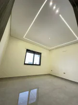 شقة في تبعد 2.5 عن شارع المطار - 55,000 دأ - صورة NaN