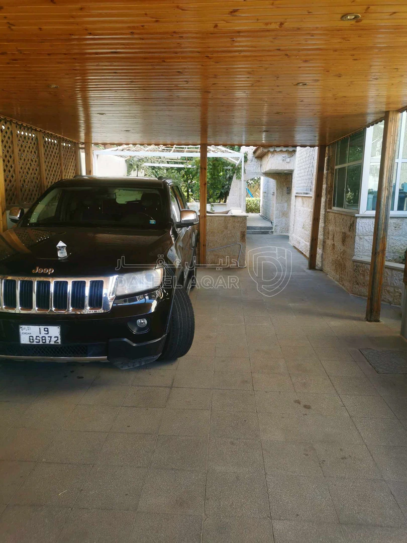 فيلا/منزل في عمان خلدا ،مقابل مفروشات شهوان مباشره  - 450,000 دأ - صورة 1