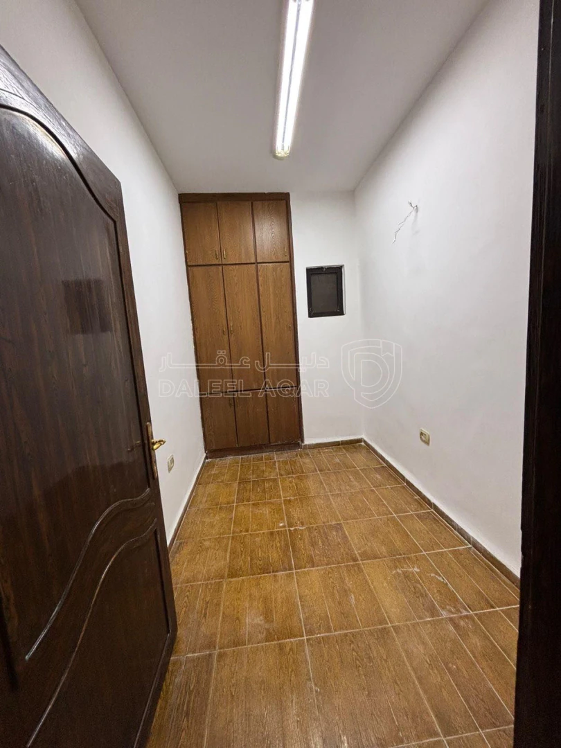 شقة في شقة سكنية للبيع في أرقى احياء أم أذينة – موقع مميز - 130,000 دأ - صورة 1