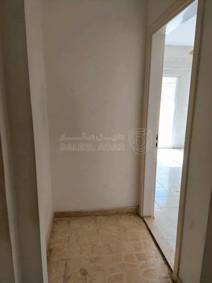 شقة في البيادر حي الرونق مقابل التنمية الاجتماعية  - 55,000 دأ - صورة 1