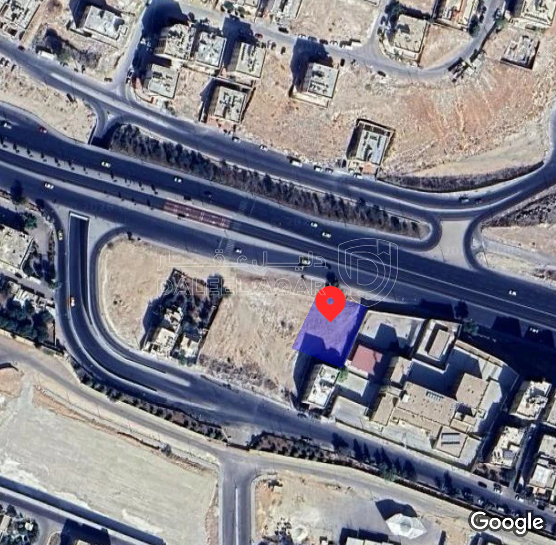 أرض في شارع الاستقلال  - 570,000 دأ - صورة 1