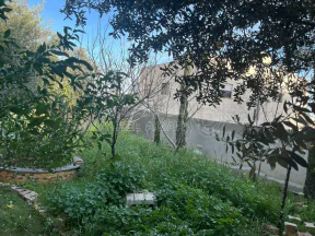 مبنى في عمان البنيات بالقرب من طريق الخدمات الرئيسي - 430,000 دأ - صورة NaN