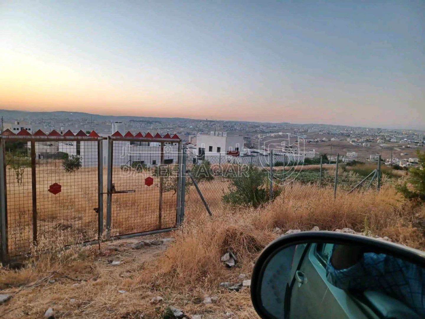 أرض في مرج الحمام الباحث / الطبقه - 300,000 دأ - صورة 1