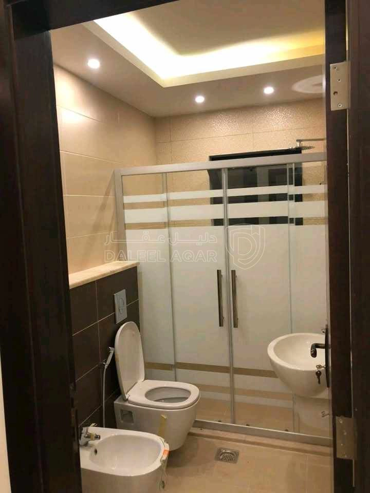 شقة في اجمل مناطق ابو السوس - 100,000 دأ - صورة 6