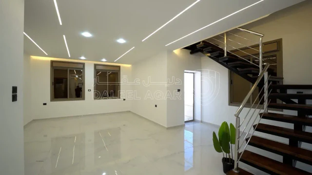 شقة - الزرقاء - مدينة الشرق - ضاحية الاميرة سلمى  - 59000 دأ