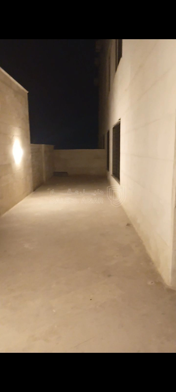 شقة في الجبيهه قرب قصر الامير بسمه على مطل ابو نصير - 95,000 دأ - صورة 1