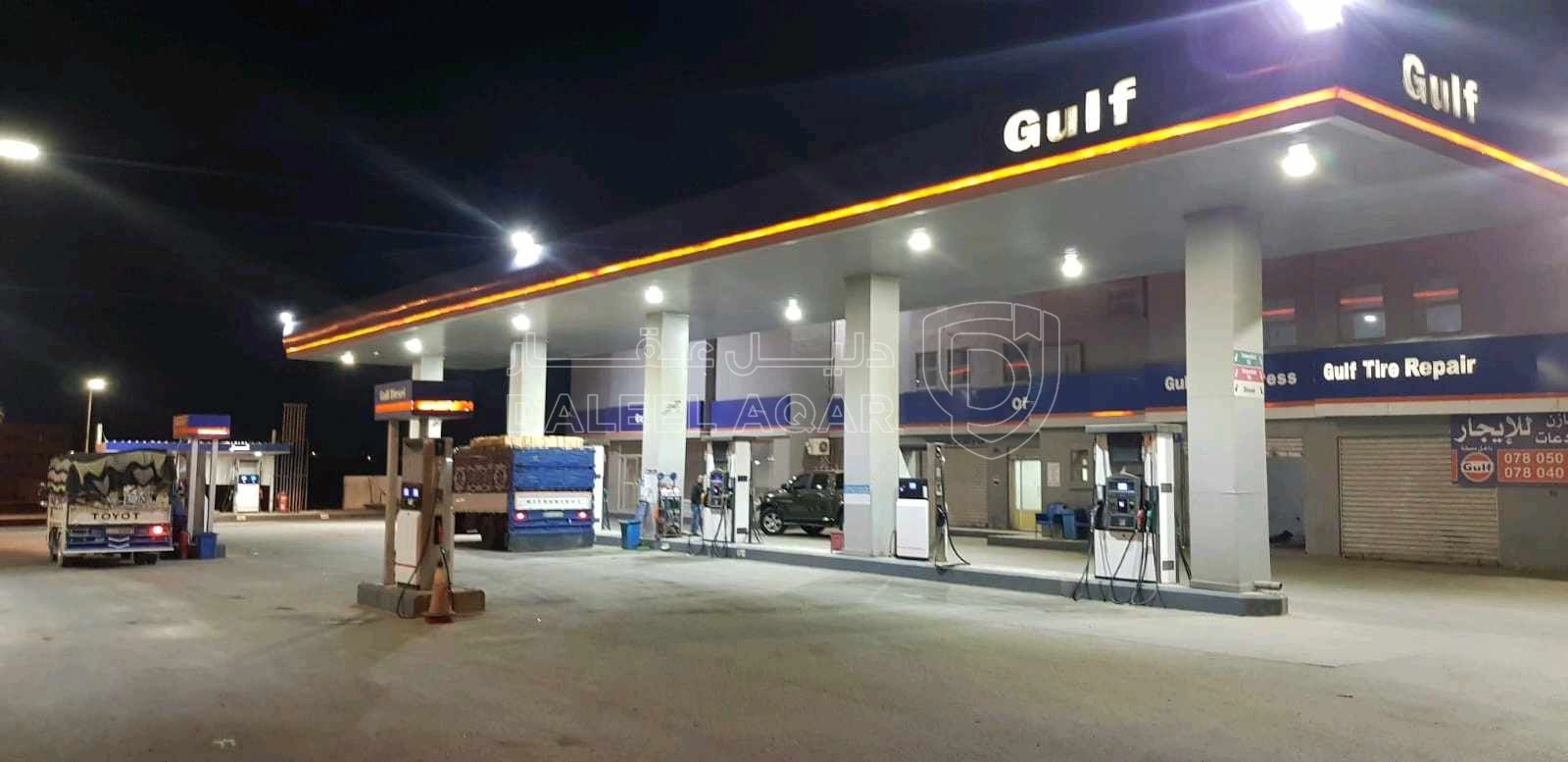 مبنى في محطة محروقات عمان اليادودة - 1,400,000 دأ - صورة 1