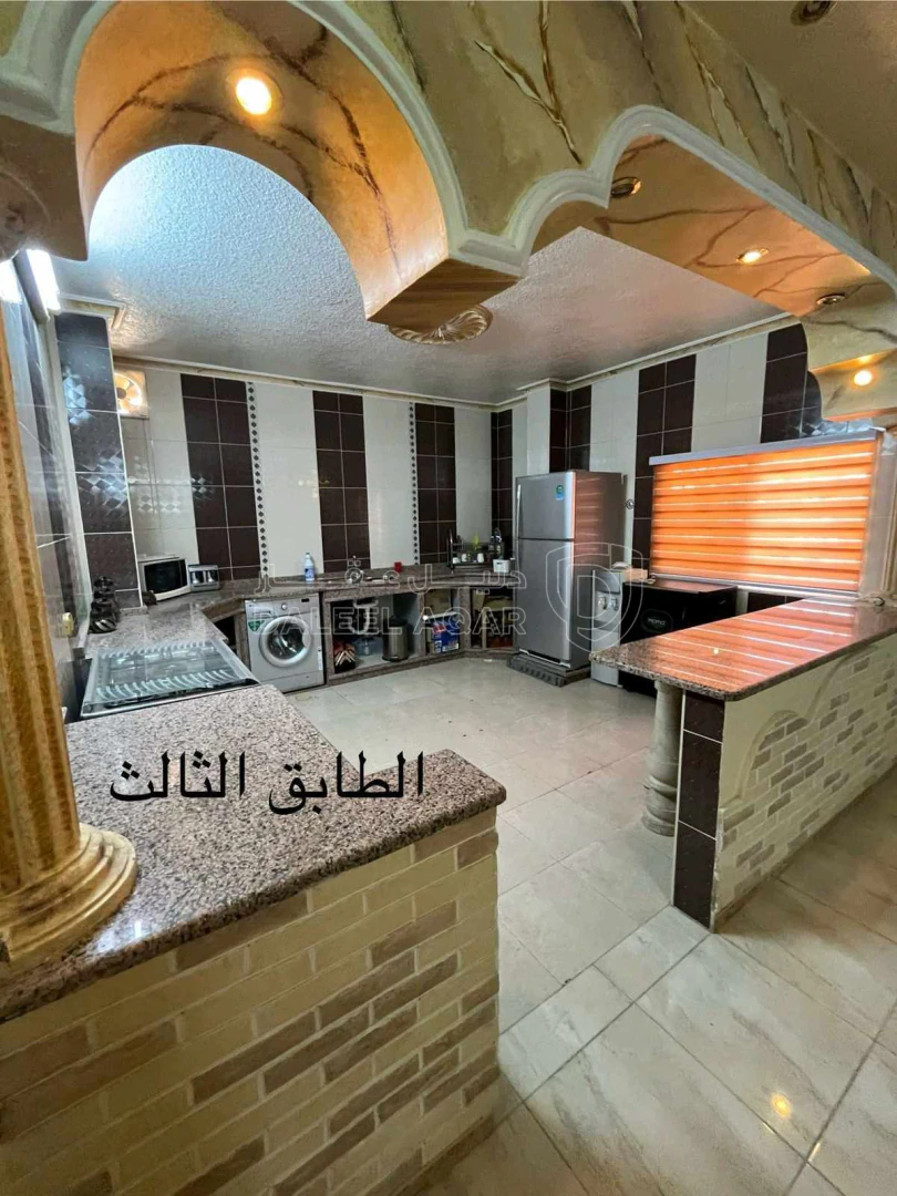 مبنى في الزرقاء حي معصوم الجبل الثاني شارع البتاني - 75,000 دأ - صورة 28