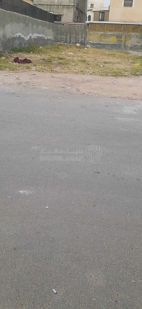 أرض في قرب مسجد حسان الكوز و قرب سوق المركزي - 21,000 دأ - صورة 1