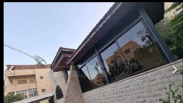 فيلا/منزل في جبل الحسين قرب مستشفى الامل  - 260,000 دأ - صورة NaN