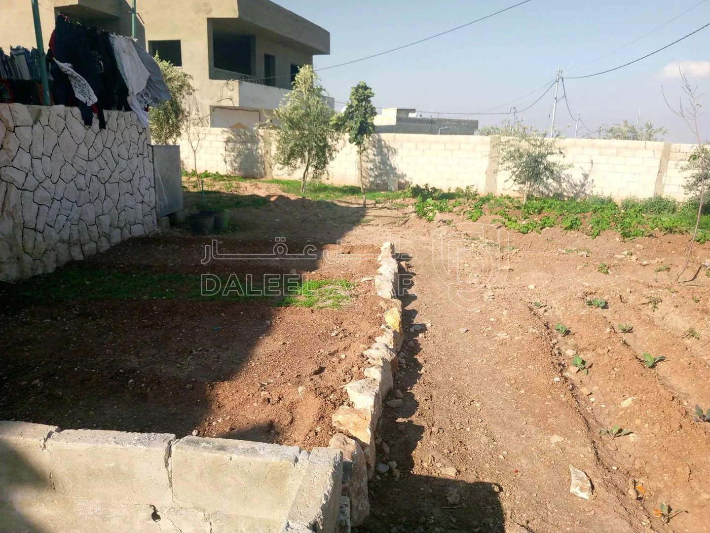 فيلا/منزل في العدسية مقابل دفاع مدني العدسية لواء ناعور  - 65,000 دأ - صورة 1