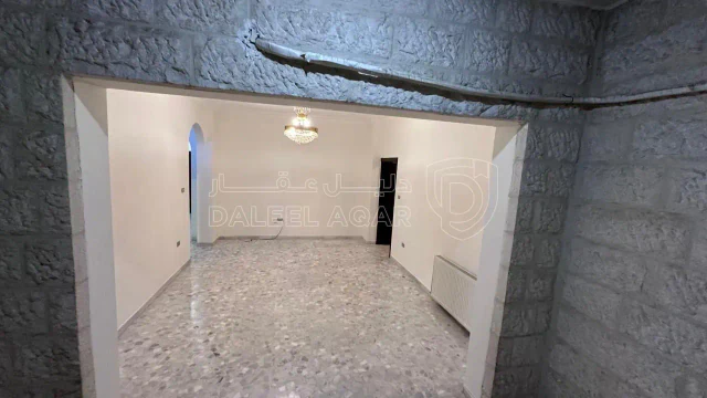 شقة - ‏شارع اللؤلؤية - 100000 دأ