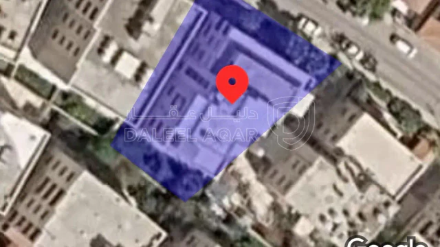 شقة - جبل الحسين شارع صفد خلف الصحه دخلة محمص شاهين  - 55000 دأ