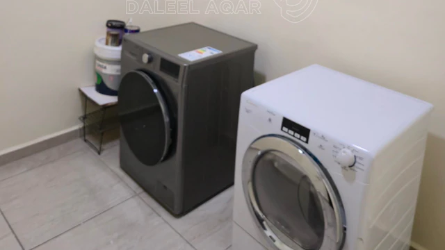 شقة في إربد، الحي الشرقي بجانب مسجد الشهداء - 105,000 دأ - صورة NaN
