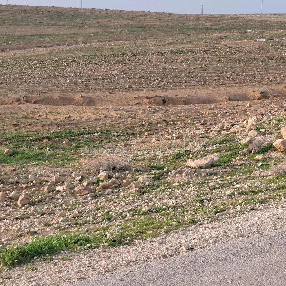 أرض في قطعه ارض في المطبه حوض العبدالله ،موقع مميز - 65,000 دأ - صورة 1